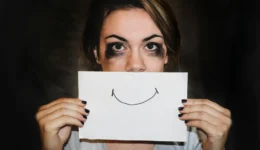 El Estrés y Desgaste Emocional